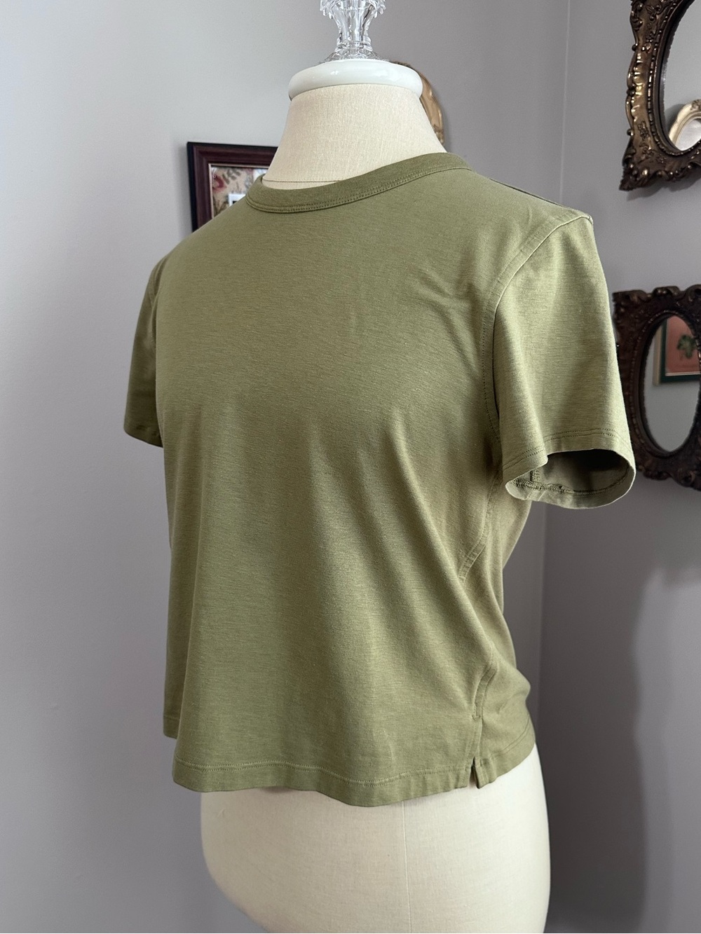 Lululemon Classic-Fit Cotton-Blend T-Shirt in Bronze Green - Picture 4 of 7